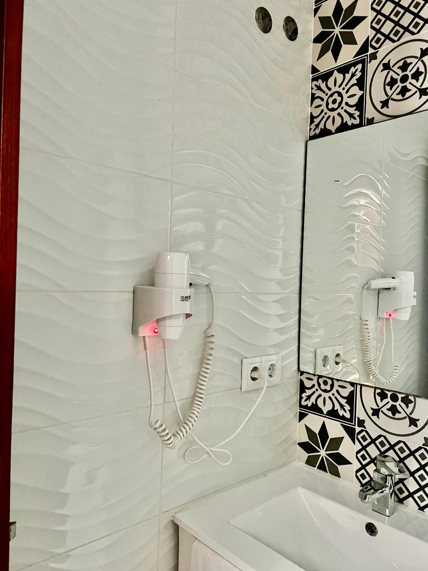 Moreira Guest House Порто Екстериор снимка